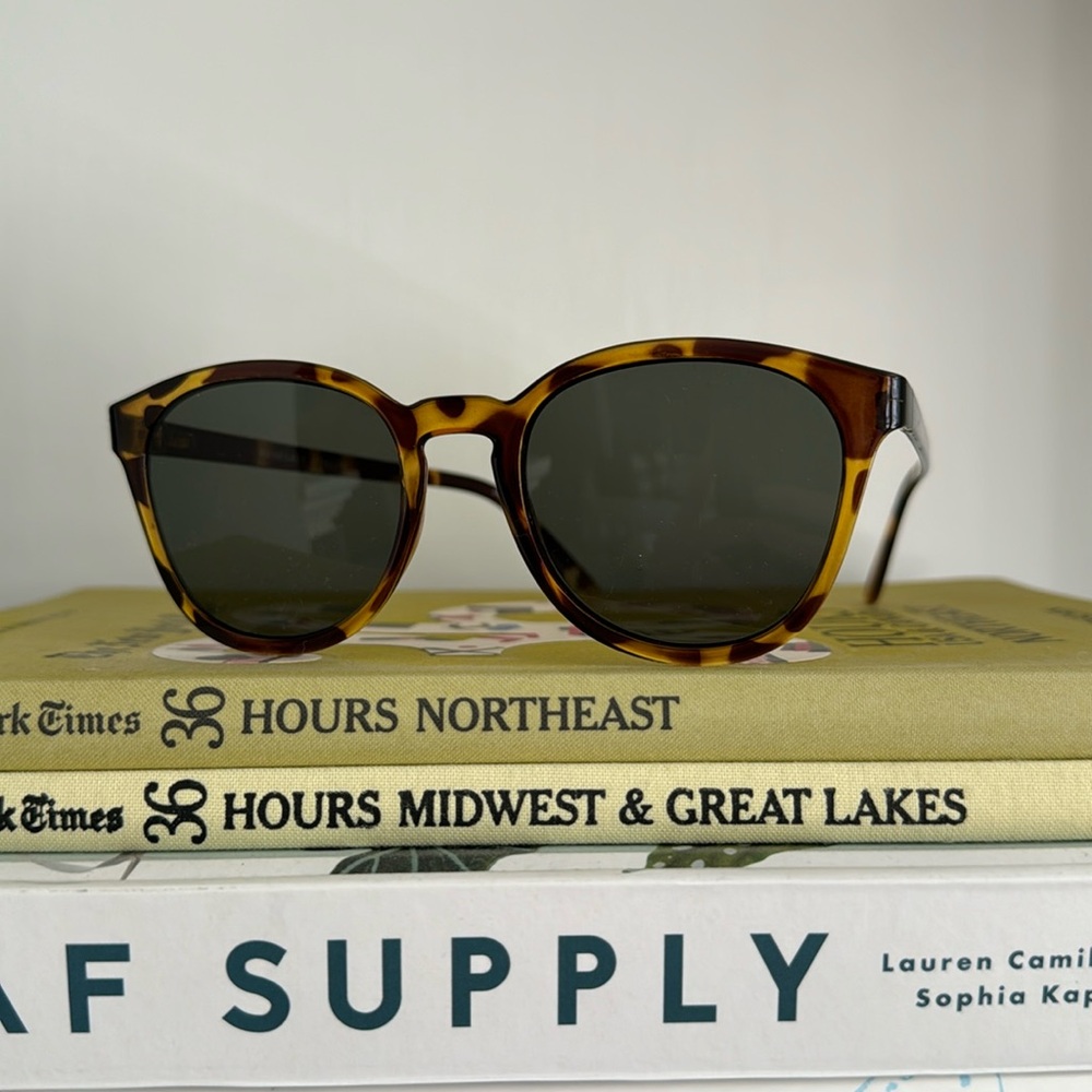 Le Specs Renegade Tortoise Women’s Sunglasses